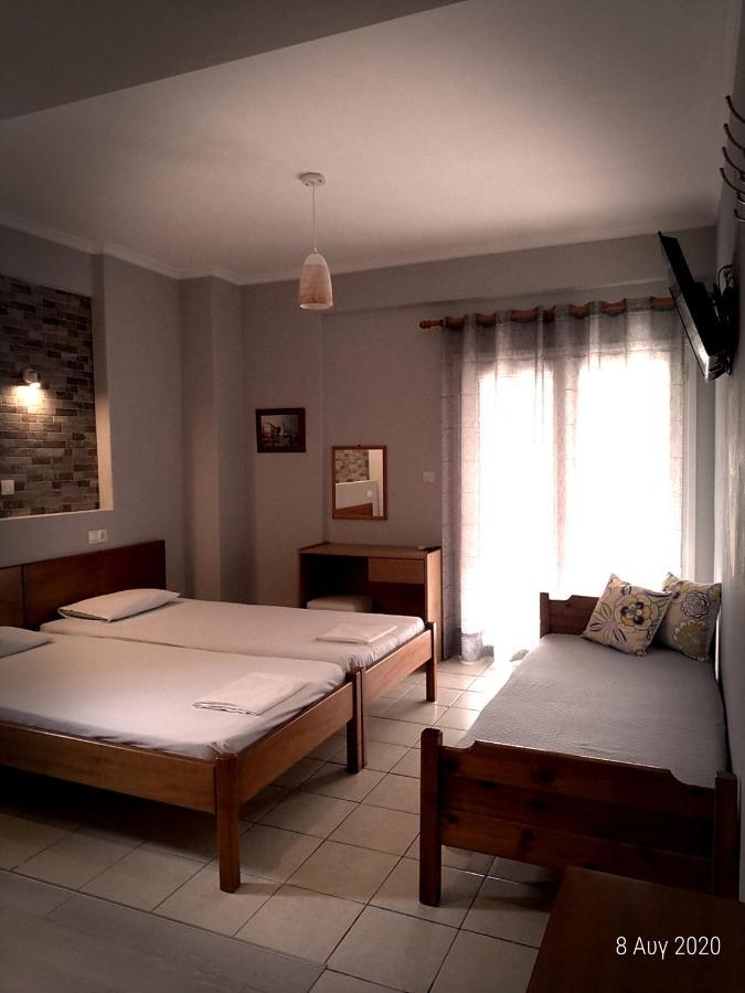 Paralía Adonis Apartments מראה חיצוני תמונה