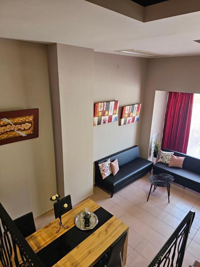 Paralía Adonis Apartments מראה חיצוני תמונה