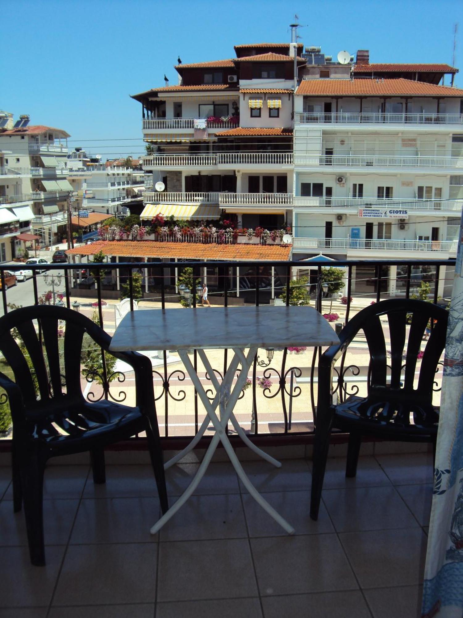 Paralía Adonis Apartments מראה חיצוני תמונה