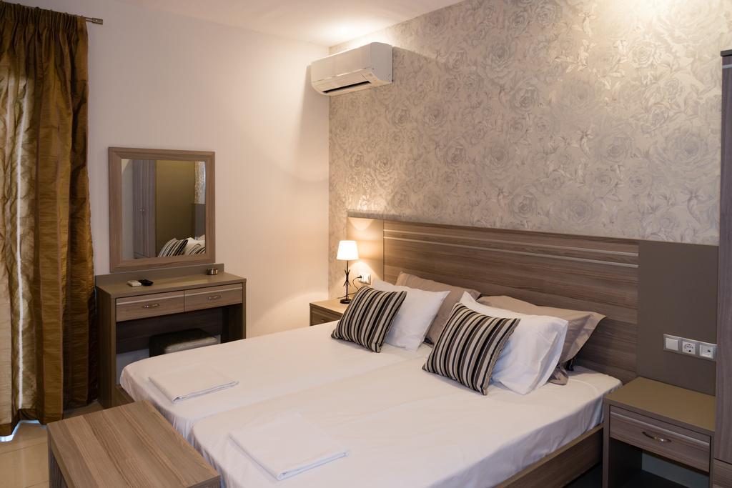 Paralía Adonis Apartments מראה חיצוני תמונה